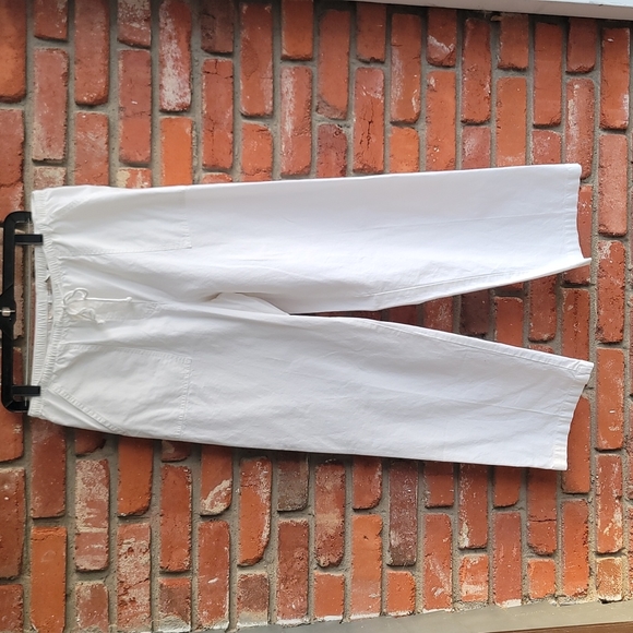 L.L. Bean Pants - Vintage LL BEAN White Cotton Pants. Size M. Tall